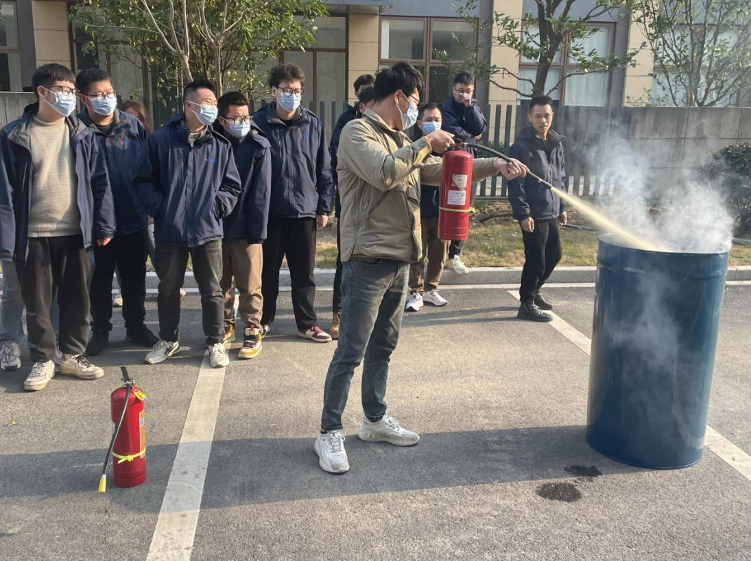 筑牢清静防地，，，守护你我平安_公司动态_新闻中心_浙江领晨科技有限公司